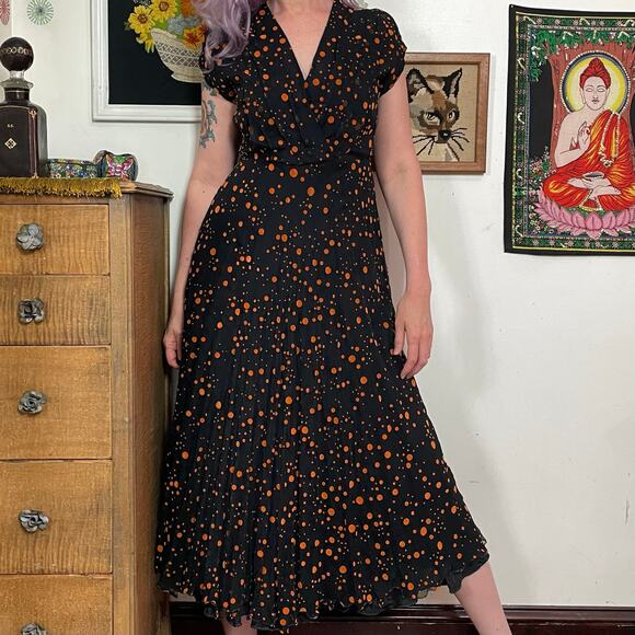Vintage Black & Orange Polka Dot Dress, 1970s Flocked Crinkle Chiffon, Sz M - Picture 5 of 10